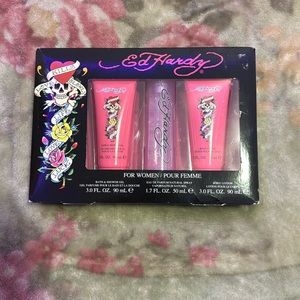 Ed Hardy Perfume Set